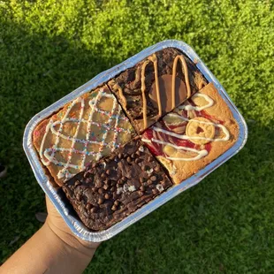 Assorted brownie tray