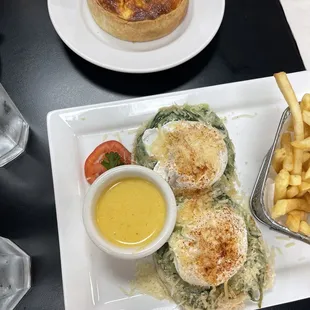 Florentine Benedict and quiche