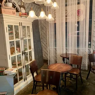 Chocolate Pi - cute seating area