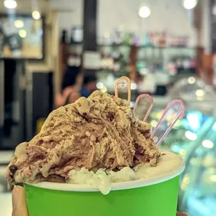 Kinder Bueno &amp; Stracciatella Gelato