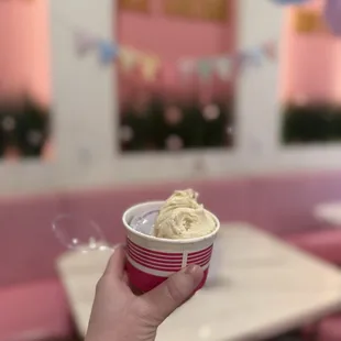 Split scoop with Taro and Toffee.