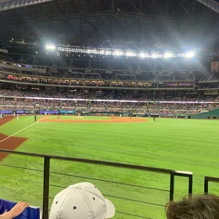 Rangers getting cheeked up by the astros