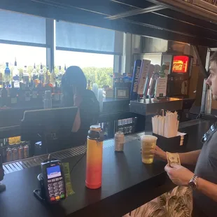 High Ball Lounge Bar x best bartender: Bethany