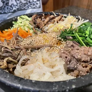 Dolsot Bibimbap
