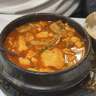 T11 - Seafoods Tofu /