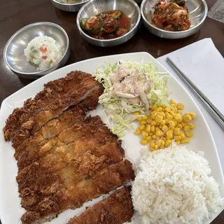 P4 - Handmade Pork Cutlet /