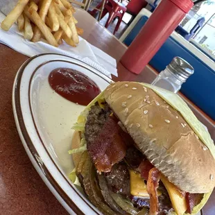 Avocado Bacon Cheeseburger