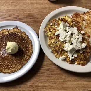 My stellar breakfast: gyro omelette + tasty taters, sub a pancake for toast. This was spectacular. January 2019