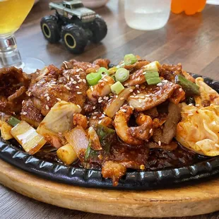 K4. Spicy Beef and Squid