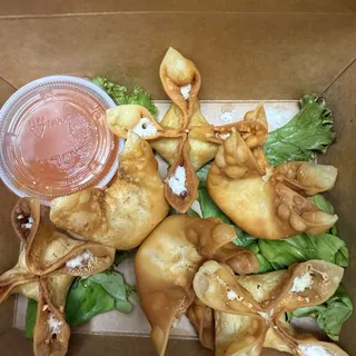 6 Crab Rangoon