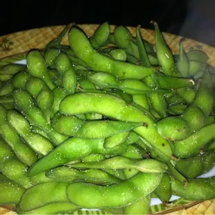 a plate of green beans