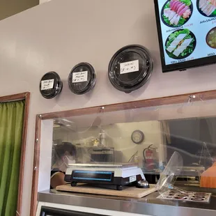 Different sizes of their Poke bowl. Ono.. and there's Mr. &amp; Ms. Choi