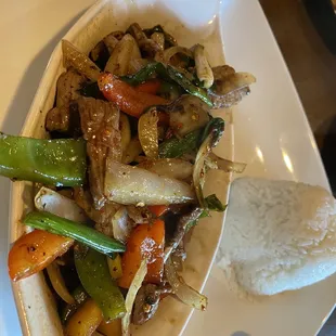 Spicy stirfried beef