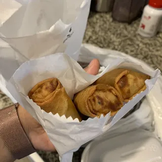 A2. Vegetarian Egg Rolls (3)