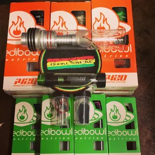 Huge selection of glass and smoking accessories.This is the icredibowl shotgun pipe.