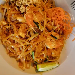 Pad thai with shrimp so good