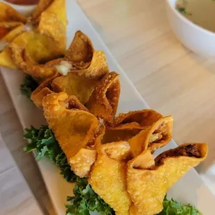 Crab Rangoon delish