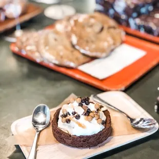 Make your own tart, delish