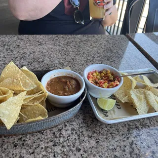 Chips & Salsa