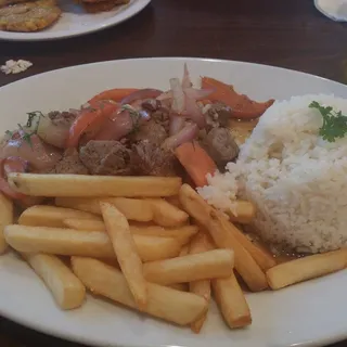 Lomo Saltado
