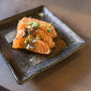 6pc Yuzu Zinger Salmon Sashimi