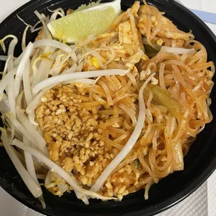 Pad Thai with Chicken