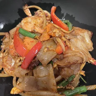 Drunken Noodle
