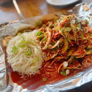 food, ramen and noodles