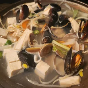 Mussels &amp; clams soup