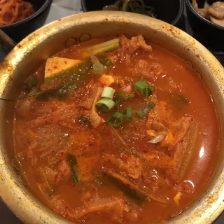 Gimchi Jjigae