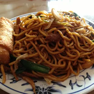 House Lo Mein