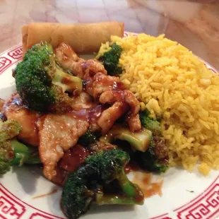 Chicken with broccoli lunch special