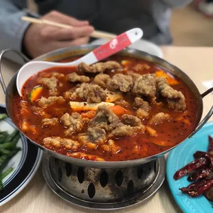 Crispy pork hot pot