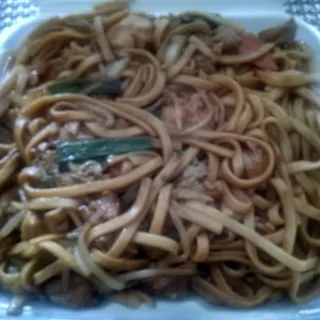 Chicken Lo Mein