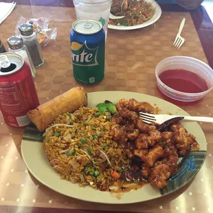 Minus the $1 coke this general Tso&apos;s plate was only $5.50 !!!!