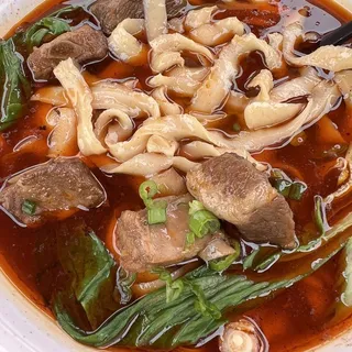 8. Braised Pork Ribs Hand-Cut Noodles/