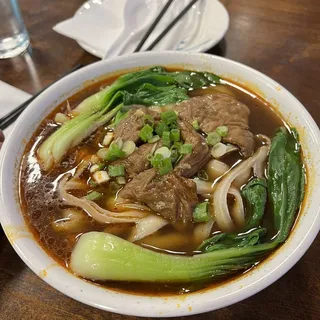 11.Chongqing Pork Intestine Hand-Cut Noodle Soup