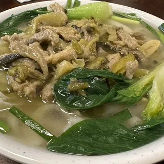 12.Pickled Veggies Shredded Pork Noodles/