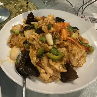 C7. Chicken in Garlic Sauce-