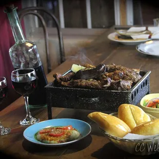 mmmm...   Parrillada, provoletta and wine