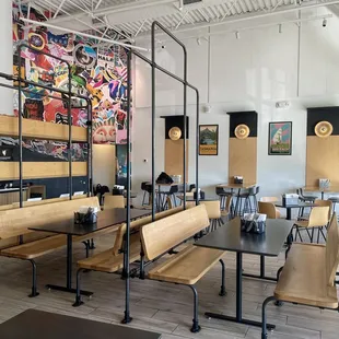 Overview of the dining area