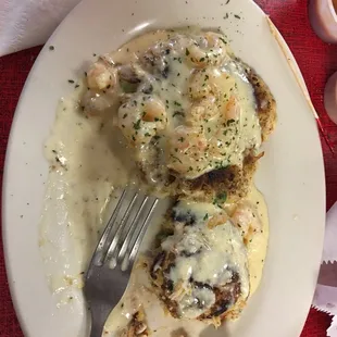 Crab cake appetizer, cream sauce and shrimp. Very good!