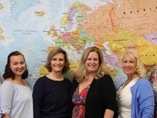 Custom Cruises & Travel