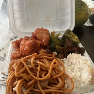 2 Entree Plate