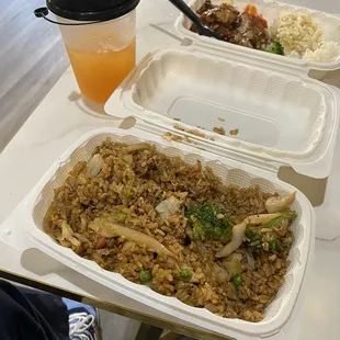 VEGGIE FRIED RICE, TERIYAKI HAWAIIAN BBQ, GRAPEFRUIT ICED GREEN TEA.