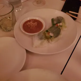 Avocad Tofu Summer Roll