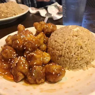 Finally some decent Sesame Chicken !!!