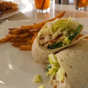 Caesar chicken wraps w fries
