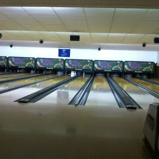Old school bowling lanes