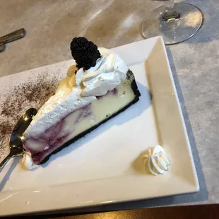 White chocolate raspberry cheesecake